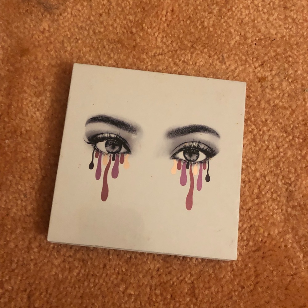 Kylie Cosmetics The Burgundy Platte